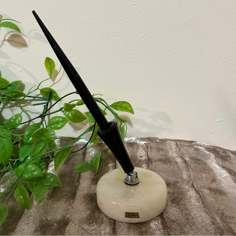 MCM FOUNTAIN PEN - Sheaffer Brand w a Stainless Steel Nip #304 ONYX STONE Bass